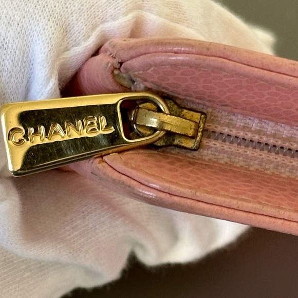 Chanel Pink Cosmetic / Coin Pouch - Picture 6 of 14
